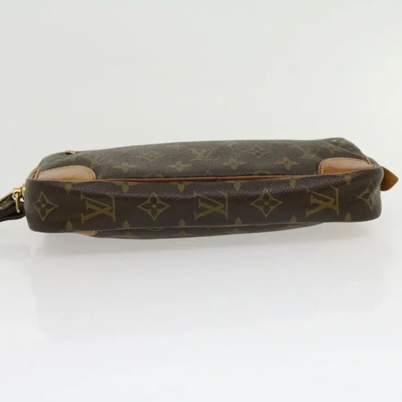 Louis Vuitton Marly Dragonne Clutch - Picture 12 of 17